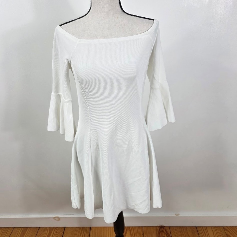 Stradivarius Womens White Off-The-Shoulder Bell Sleeve Fit & Flare Mini Dress M
